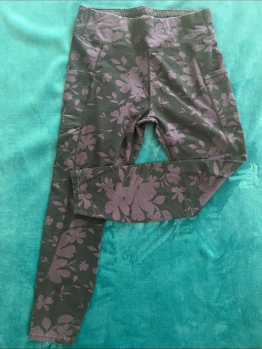 Pact women's Floral Leggings - Purple on Gray